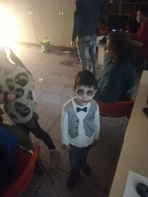201811230749420.hallow